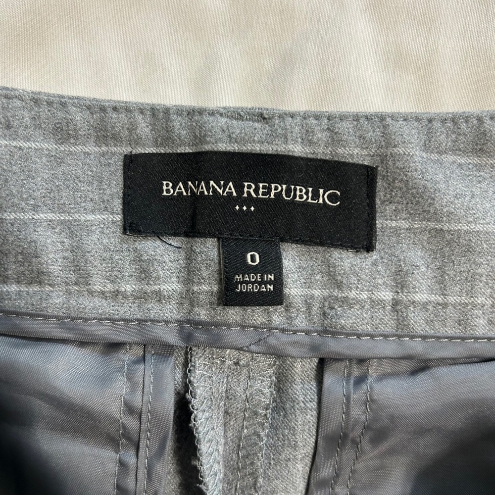 Banana Republic Grey Pinstripe Pleated Cuffed Trousers Size 0 Workwear Pants - Picture 10 of 12